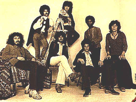 Santana III, Album Centerfold